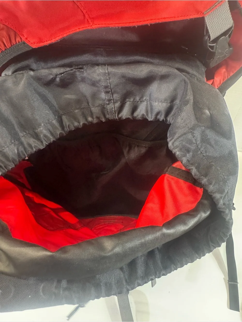 Millet Red climbing hiking mountaineer Backpack 27L